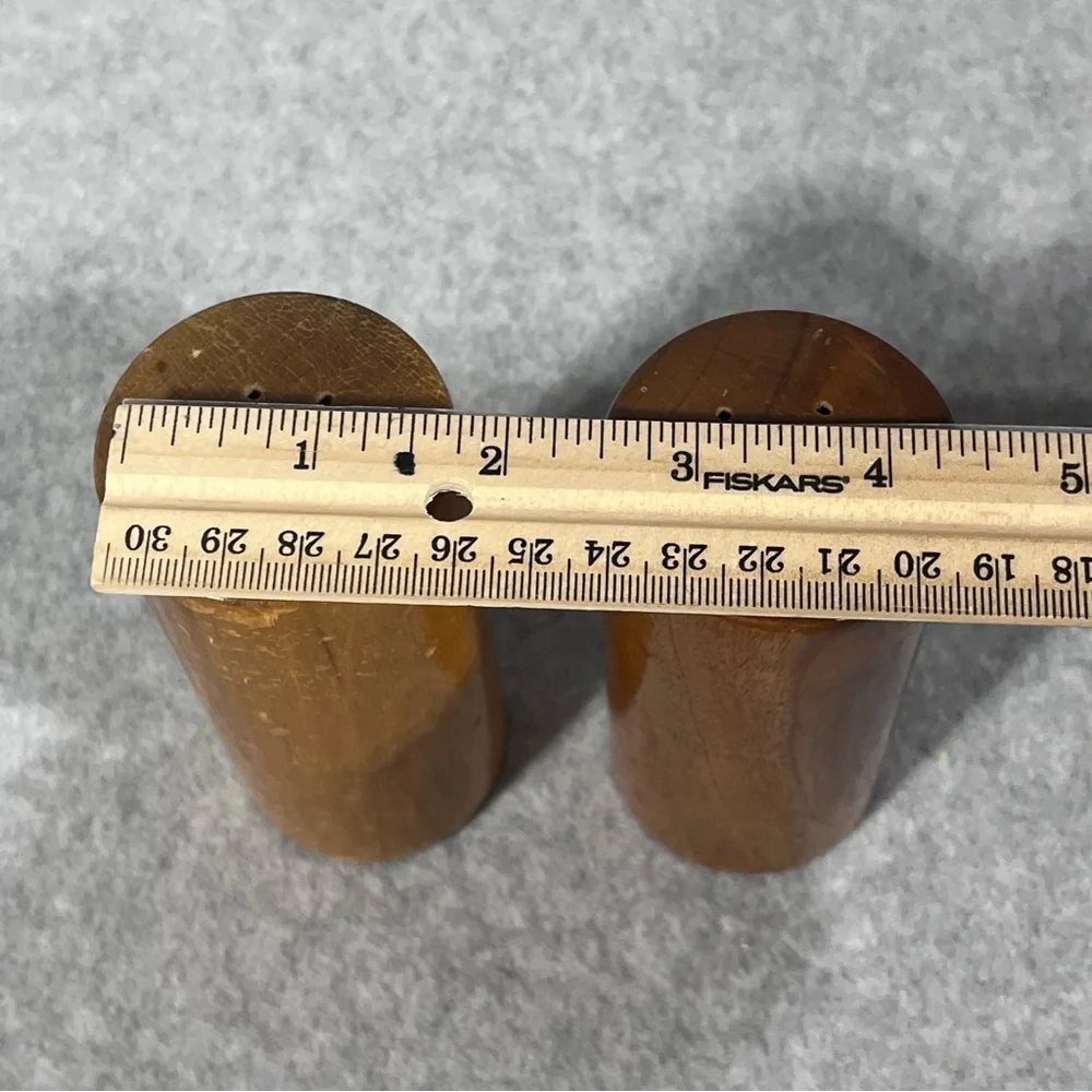 Vintage Solid Wood Salt‎ & Pepper Shakers Mid Century Modern MCM Decor Kitchen